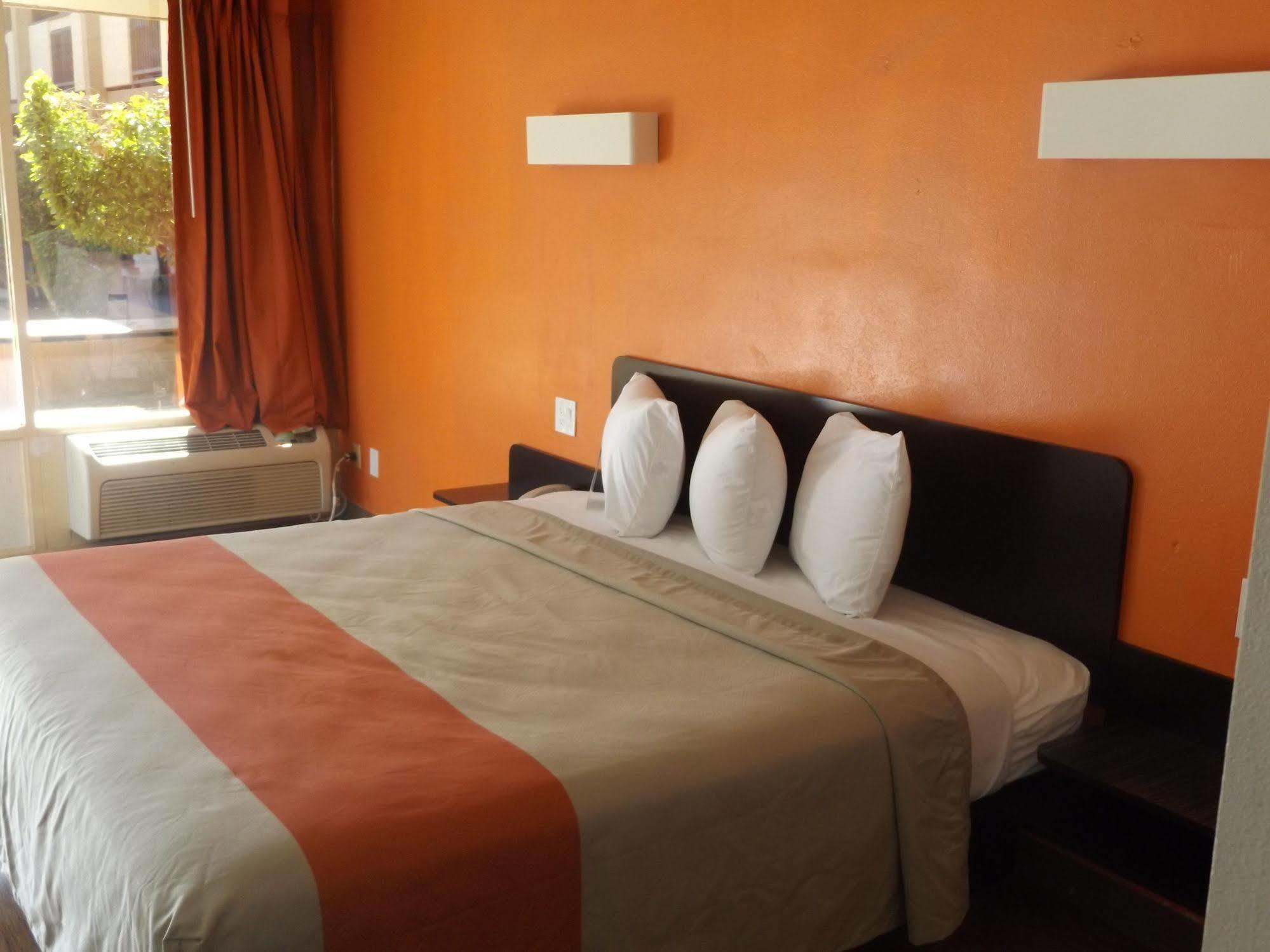Motel 6 Glendale Az Zewnętrze zdjęcie