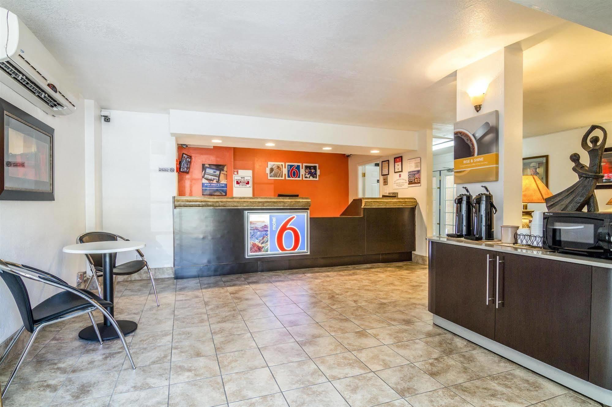 Motel 6 Glendale Az Zewnętrze zdjęcie